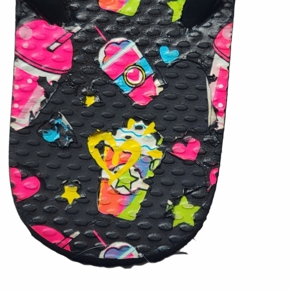 3/$15 Justice Girl's Slurpee Emojie Charmed Flip Flops▪︎ - Picture 8 of 10